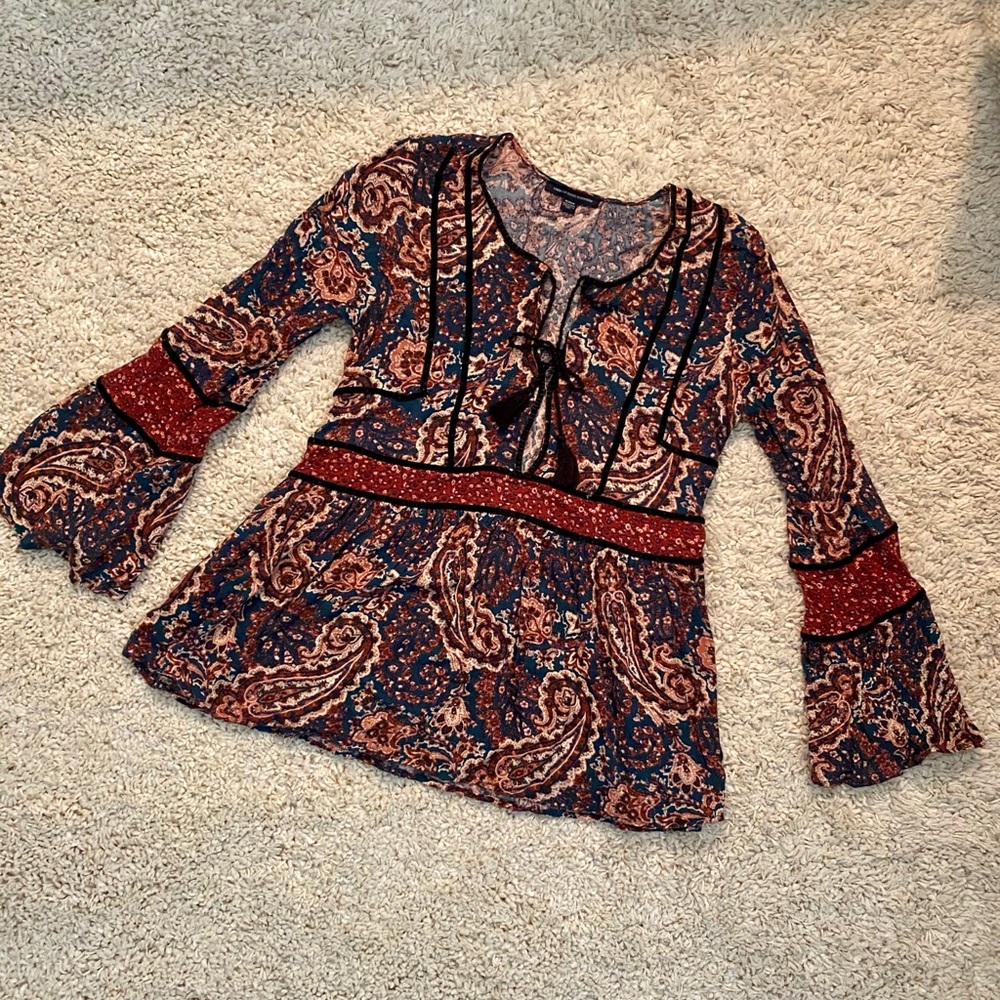 [American Eagle Peasant Top]